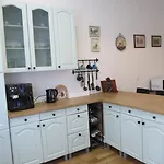 The Location 130 M2 Salon *