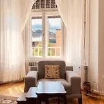 The Location 130 M2 Salon Апартаменты *