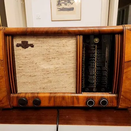 The Location 130 M2 Salon * Saraievo