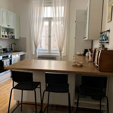 Apartamento The Location 130 M2 Salon Sarajevo