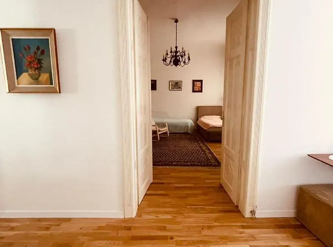 The Location 130 M2 Salon Apartmán *